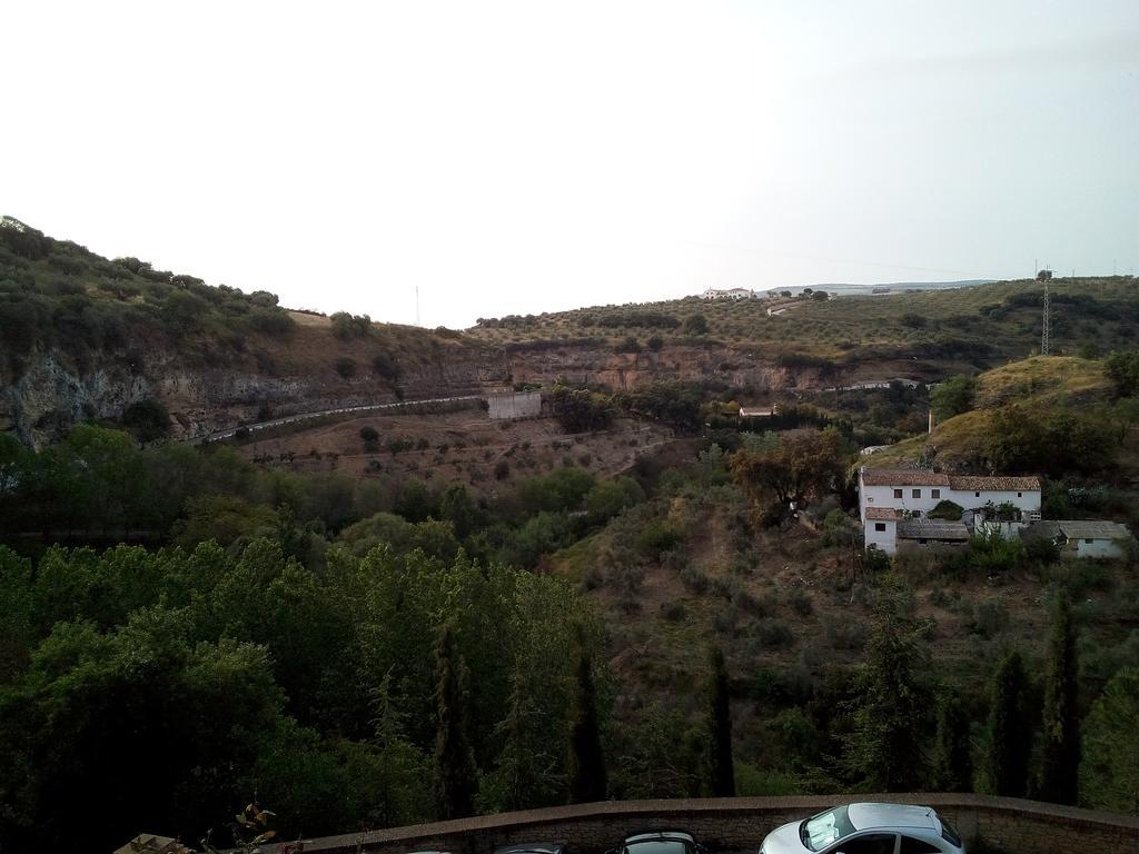 Calanas De Setenil *